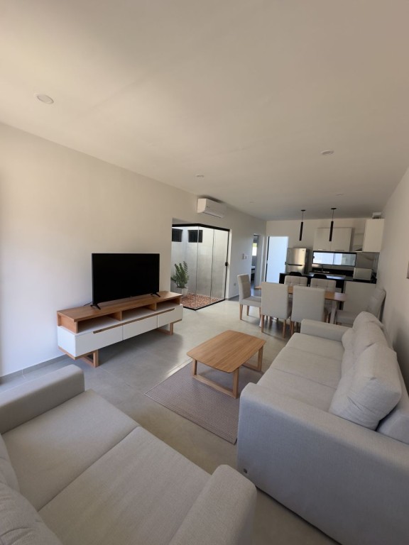 En Venta - CASA DE 2 Y 3 HABITACIONES EN LIMPIO